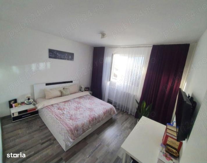 Casă cu 4 camere cu Teren 300 Mp în Central