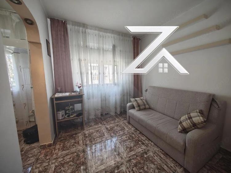 Apartament cu 3 camere semidecomandat în Central