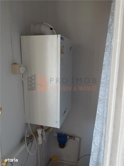 Apartament cu 3 camere decomandat în Dorobanți 1