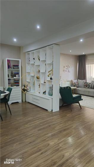 Apartament cu 4 camere decomandat, mobilat în Central