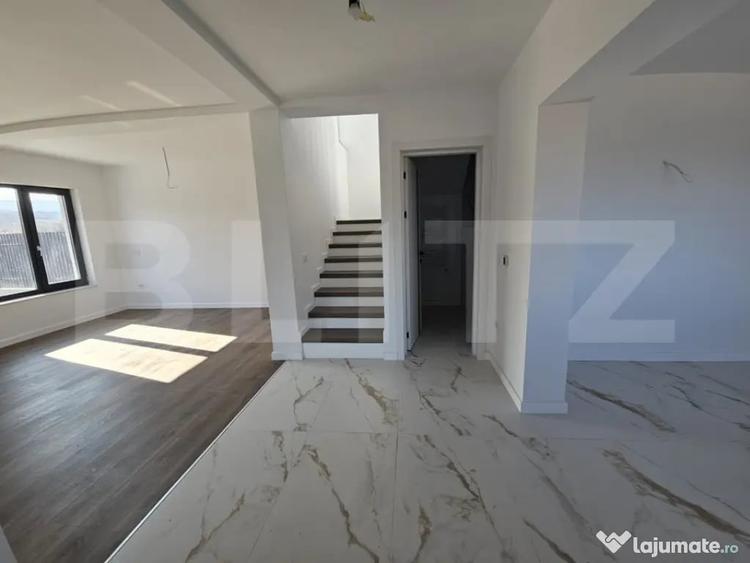 Vila de lux cu 4 camere in Tomesti - 15