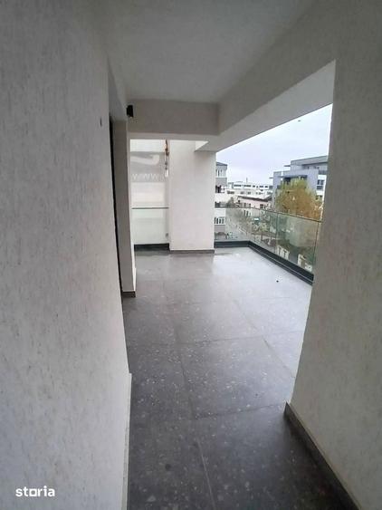 Apartament cu 3 camere în Central — fotografia 1