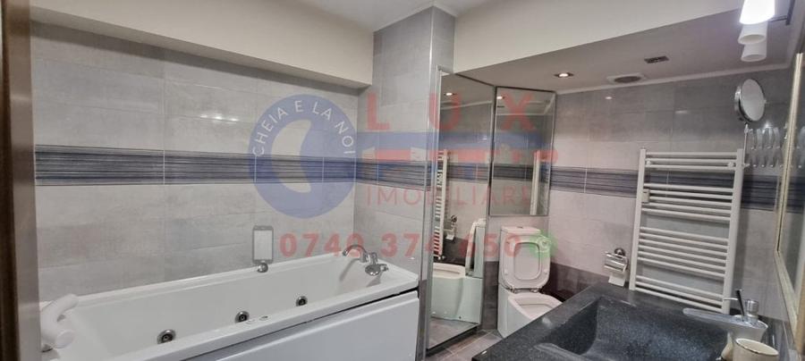 Apartament cu 5 camere decomandat în Ultracentral