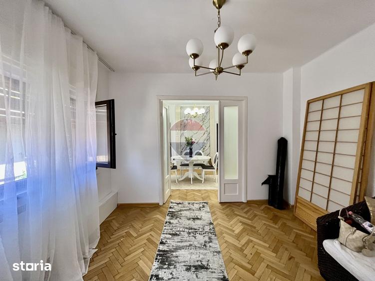 Apartament cu 3 camere în Victoriei