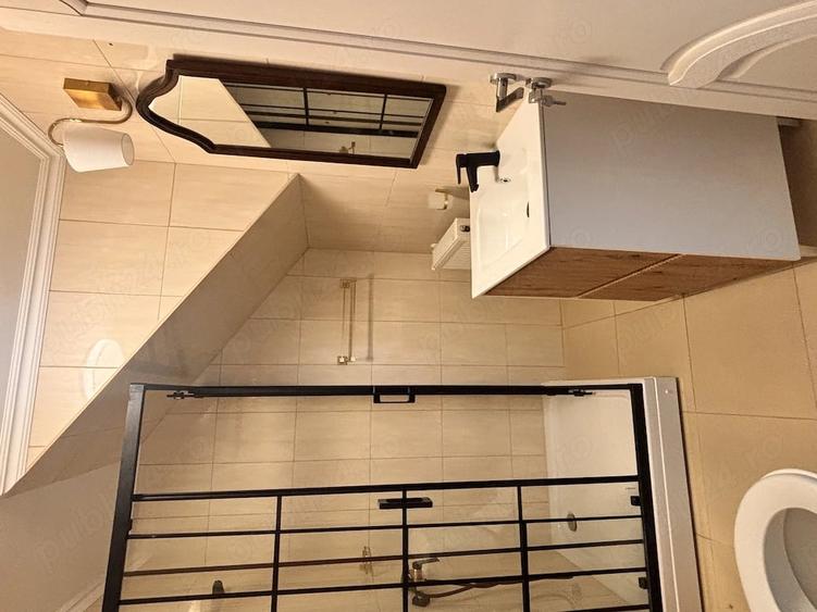 Apartament cu 3 camere decomandat în Cetate