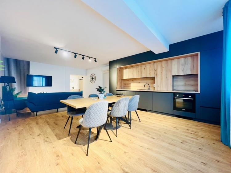 Apartament cu 2 camere semidecomandat, mobilat în Pipera