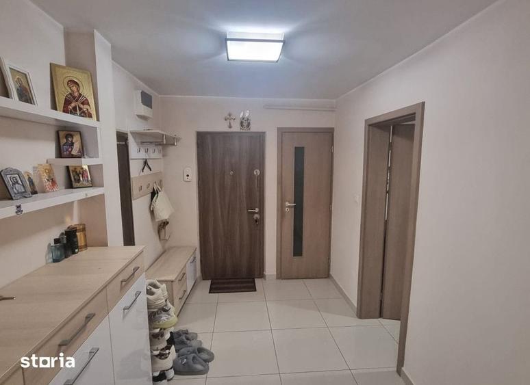 Apartament cu 4 camere în Nicolina