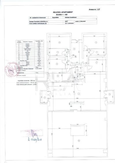 Apartament cu 5 camere decomandat în Tei