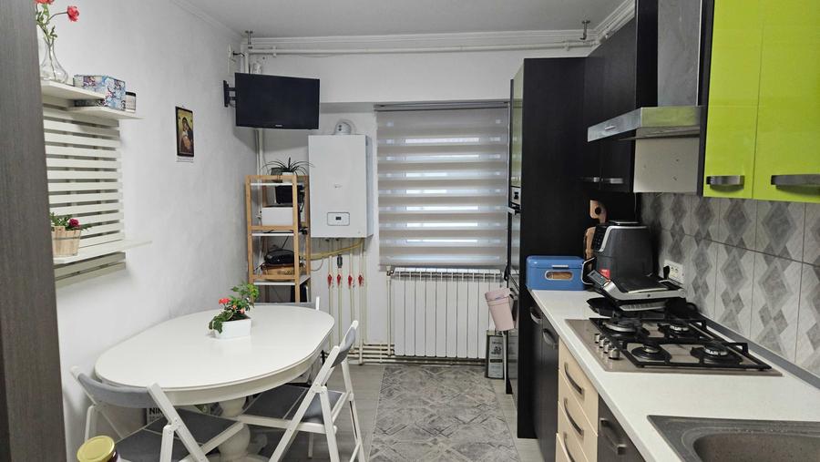 Apartament cu 2 camere decomandat în Gara