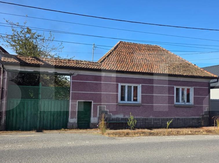 Casă individuală cu 5 camere cu Canalizare în Micfalău