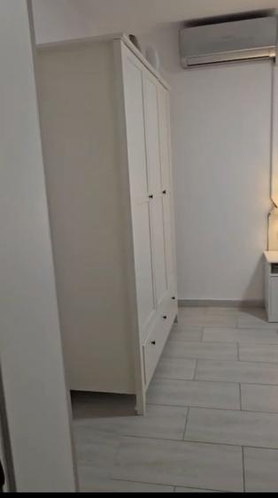 Apartament cu 2 camere decomandat în Girocului