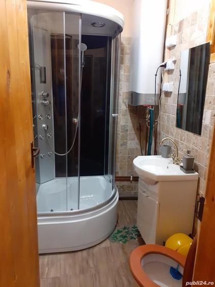 Casă în Plopi