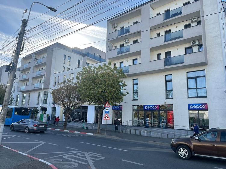 Garsonieră decomandată în Central