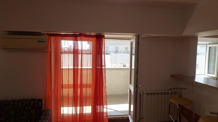 Bd Unirii Rond Alba Iulia - garsoniera 46 mp, centrala proprie - 8