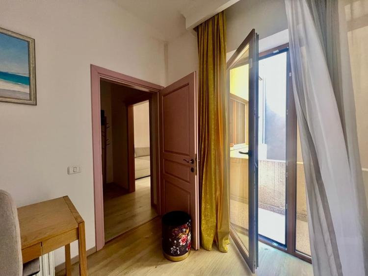 Apartament cu 2 camere decomandat, mobilat în P-ța Ovidiu