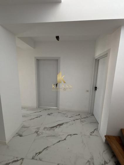 Apartament cu 3 camere semidecomandat în Dacia