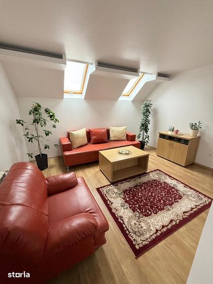 Casă cu 5 camere cu Teren 4300 Mp în Hănțești