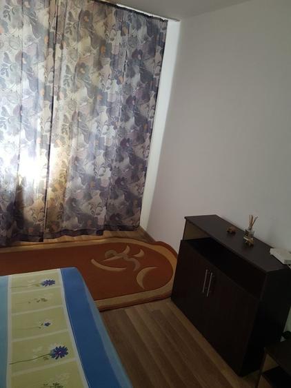 Garsonieră decomandată în Nufărul