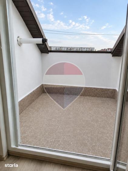 Apartament cu 2 camere în Tractorul