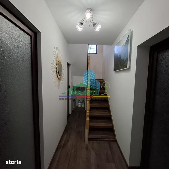 Casă cu 4 camere în Lepșa