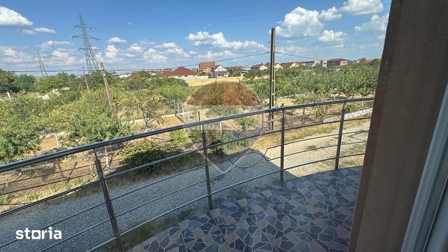 Casă cu 5 camere cu Teren 535 Mp în Sântandrei