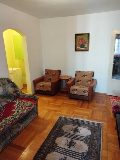 Apartament cu 2 camere semidecomandat în Exterior Vest
