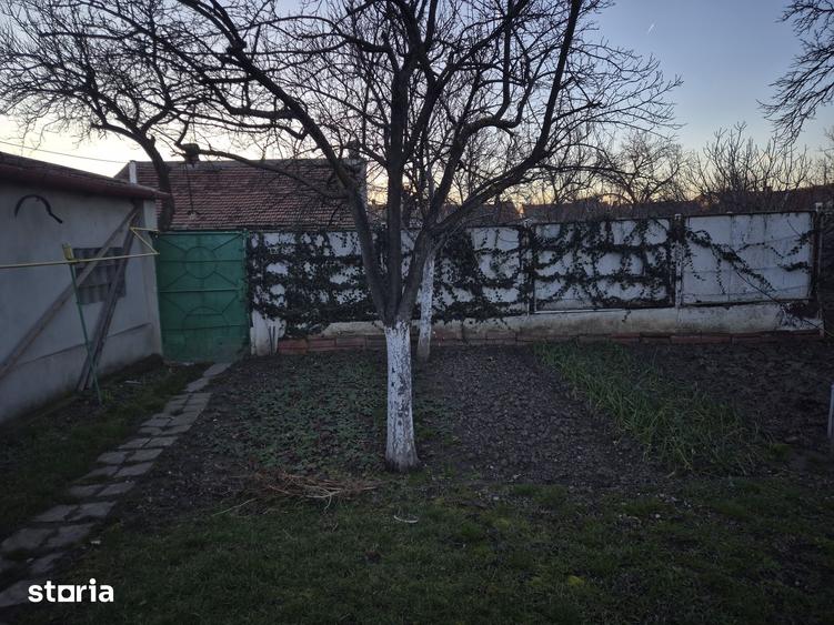 Casă cu 2 camere cu Teren 301 Mp în Pârneava