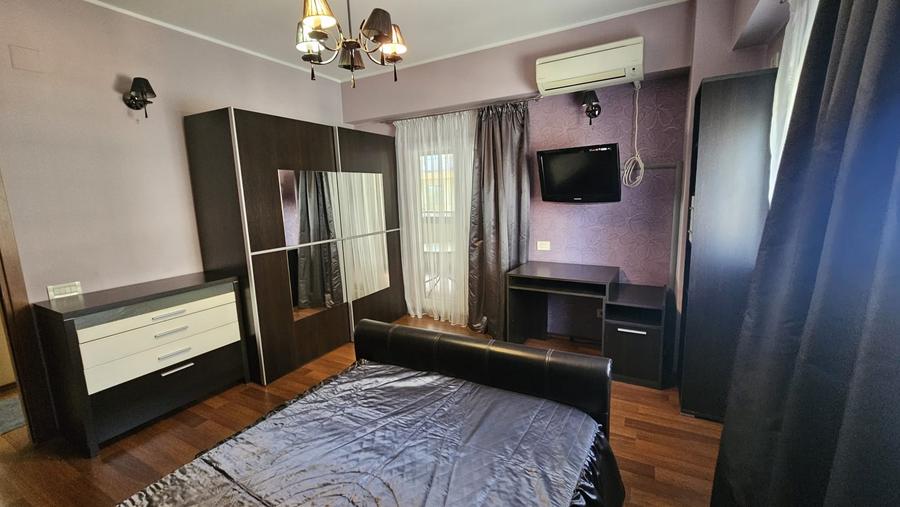 Apartament cu 3 camere decomandat în Calea Plevnei