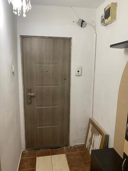 Apartament cu 2 camere decomandat în Dacia