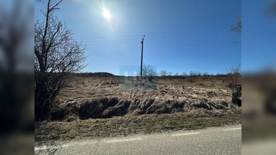 Teren de 2738 mp, în Periferie
