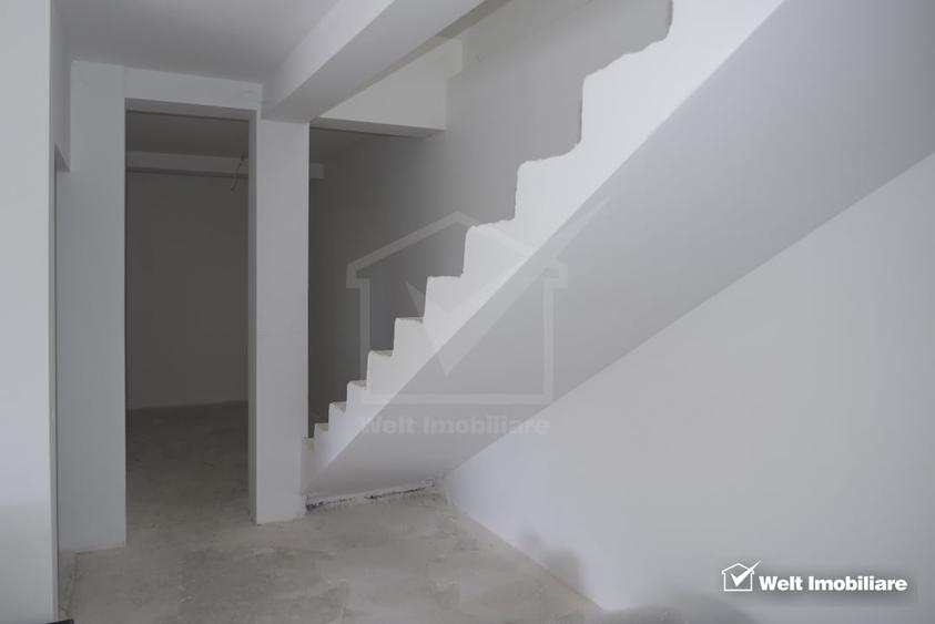 Casă individuală cu 4 camere cu Garaj în Feleacu