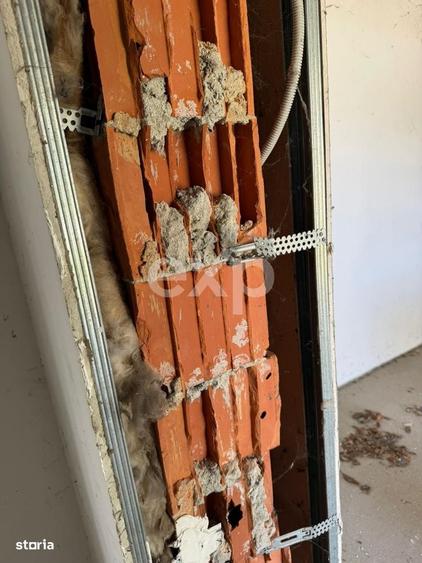 Casă cu 4 camere în Butimanu