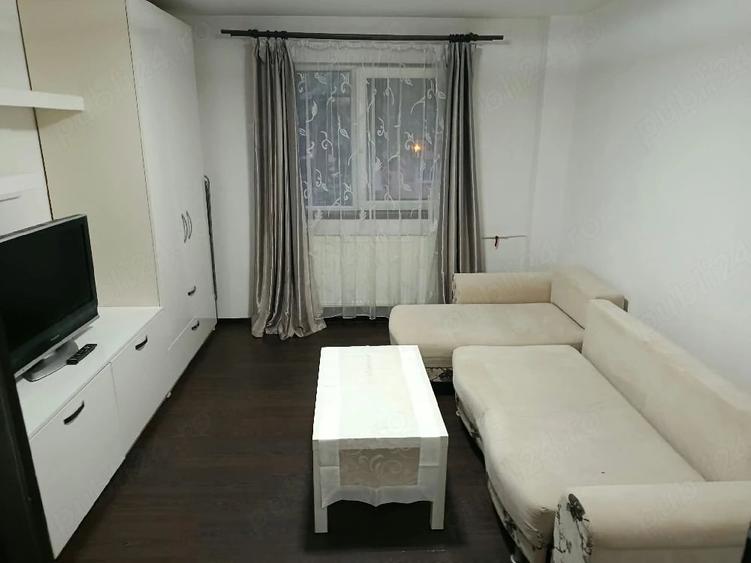 Garsonieră decomandată în Buziașului