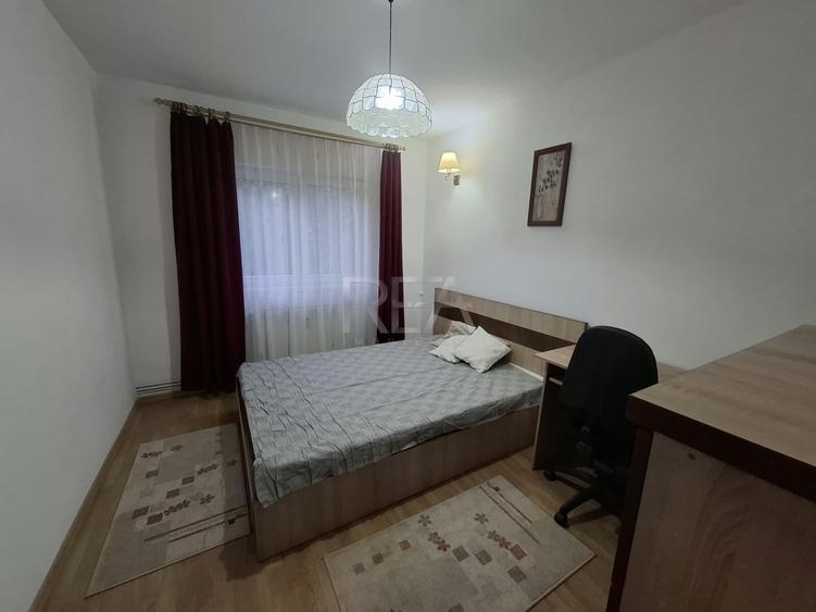 Apartament cu 3 camere decomandat, mobilat în Gorjului
