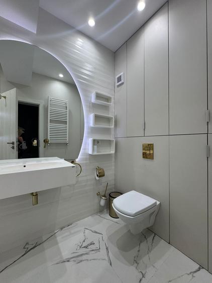 Apartament cu 2 camere decomandat în Universitate