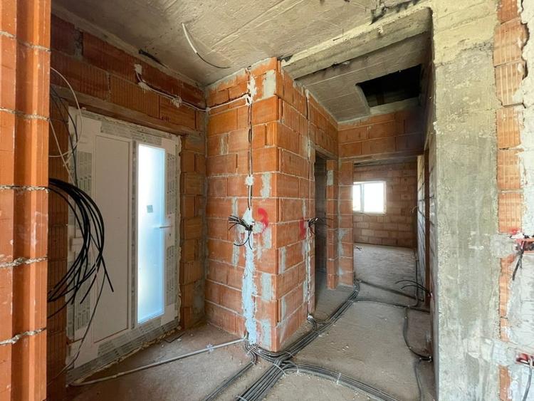 Casă individuală cu 3 camere cu Teren 310 Mp în Urseni