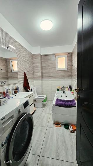Apartament cu 3 camere decomandat în Cug