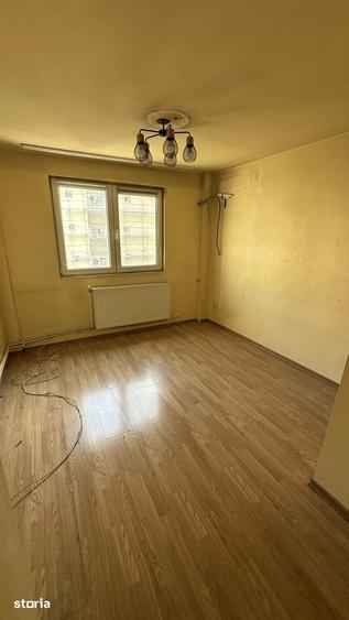 Pia?a Delfinului, Apartament 2 camere decomandat - etaj 6/10 - 12