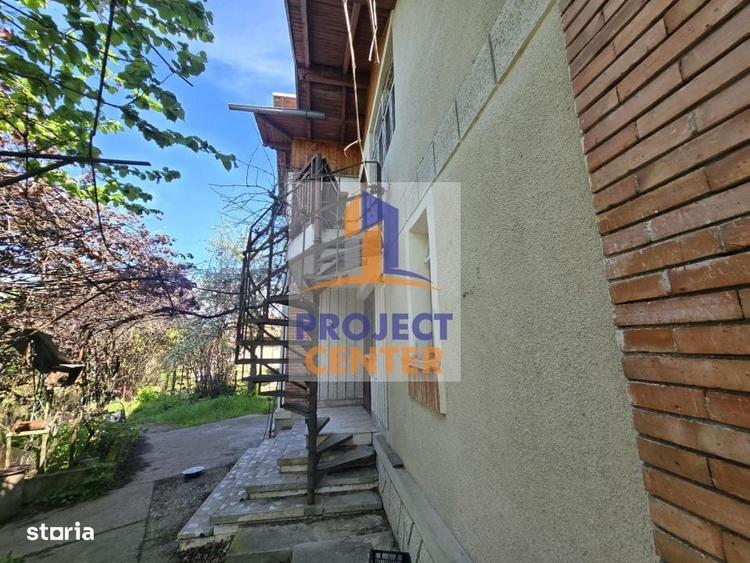 Casă cu 4 camere cu Teren 1416 Mp în Leordeni