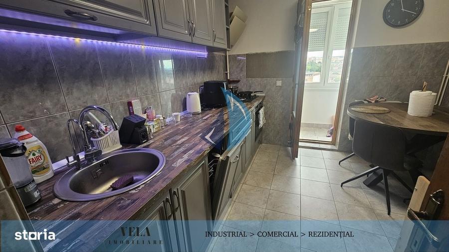 Apartament cu 3 camere decomandat în Semicentral