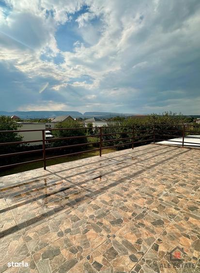 Casă cu 4 camere cu Teren 750 Mp în Mihai Viteazu