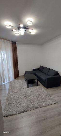 Apartament cu 2 camere, mobilat în Republicii