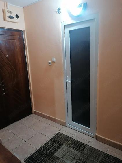 Garsonieră decomandată în George Enescu