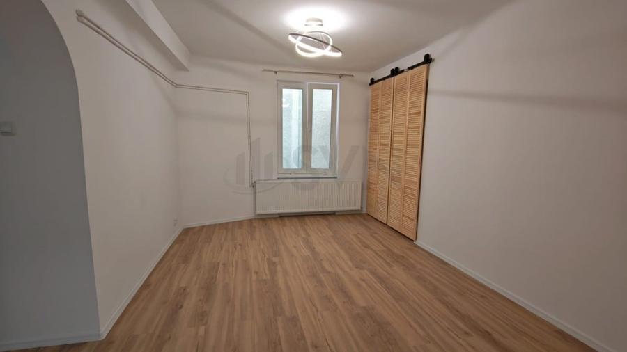 REA1029559 Studio dublu decomandat, Piața Romană, centrală termică - 5