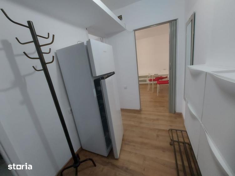 Apartament cu 2 camere în Micro 5