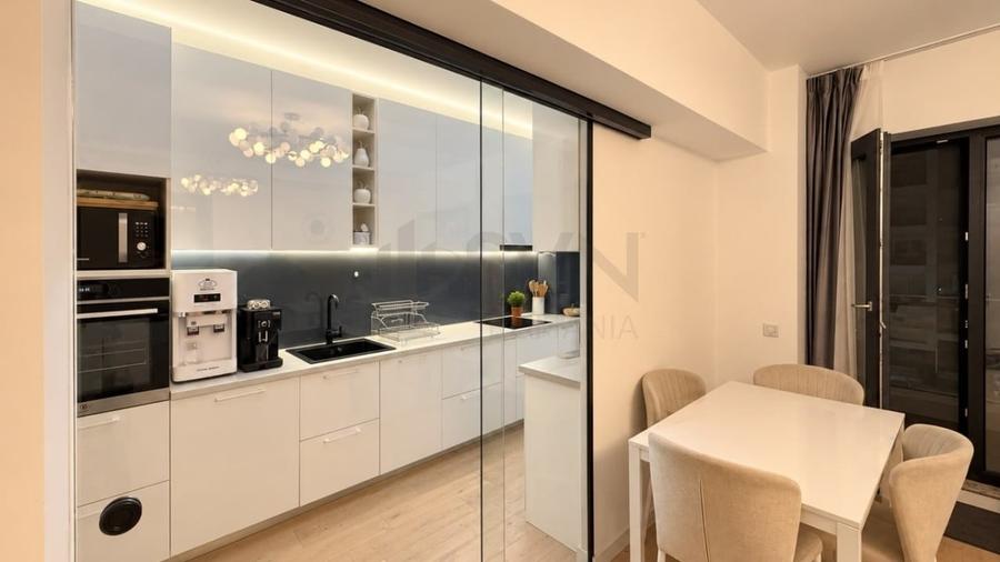 Apartament cu 3 camere decomandat, mobilat în Pipera
