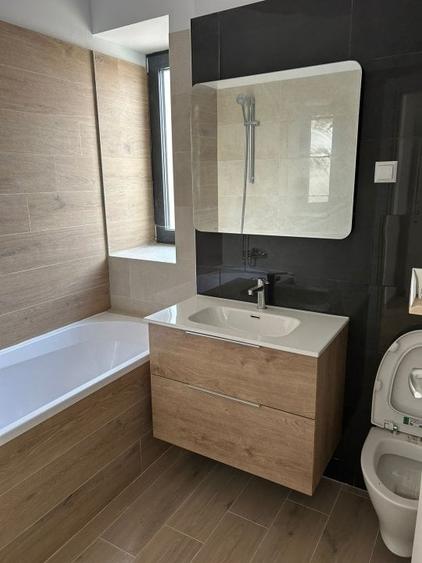 Apartament cu 3 camere decomandat în Nord