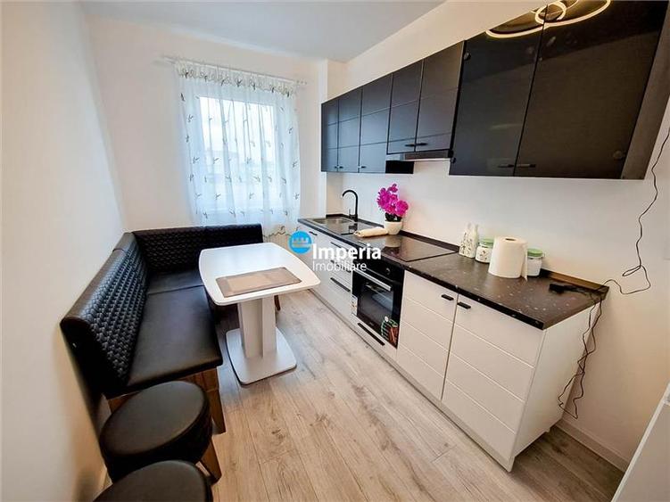 Apartament cu 2 camere decomandat în Granit