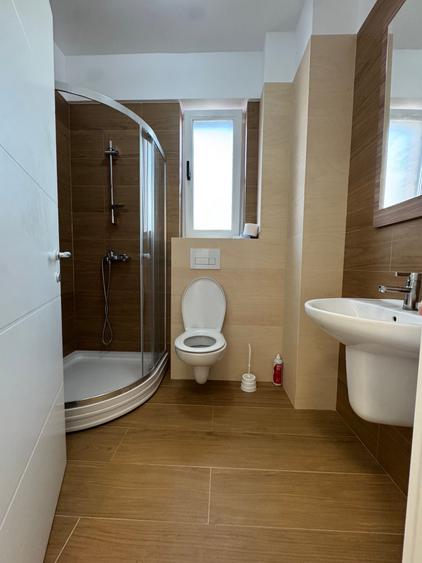 Apartament cu 2 camere semidecomandat în Lunca Cetățuii