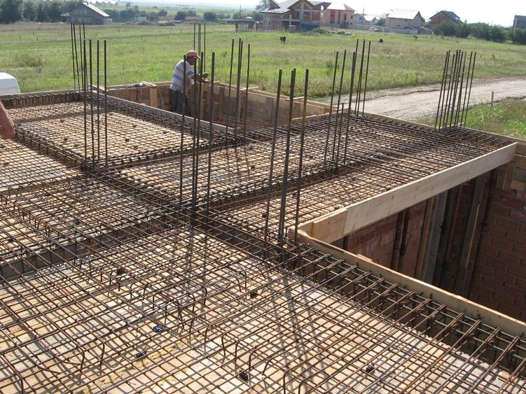 Casă individuală cu 5 camere cu Teren 377 Mp în Berceni